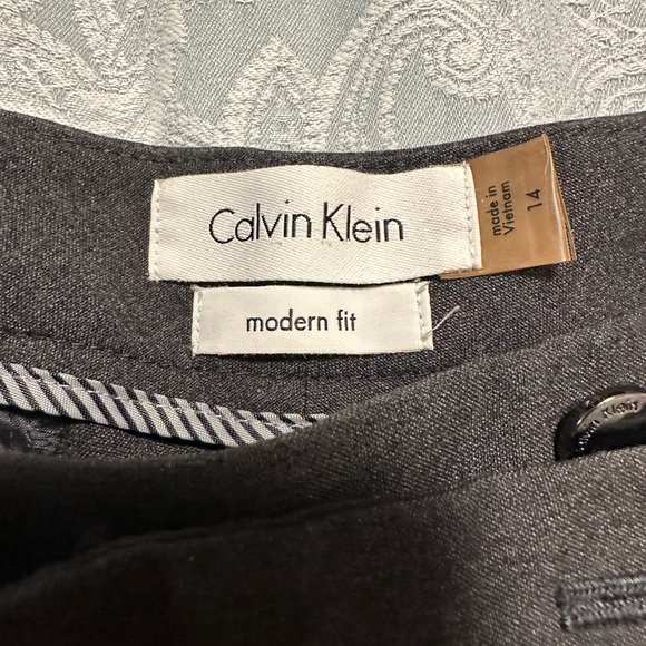 Calvin Klein Modern Fit dress pants - Picture 1 of 2